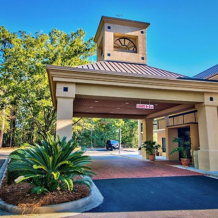 Clarion Inn & Suites Aiken South Экстерьер фото