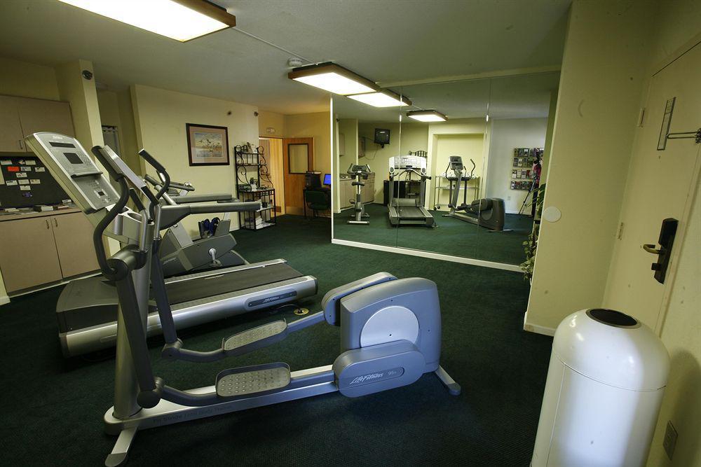 Clarion Inn & Suites Aiken South Удобства фото